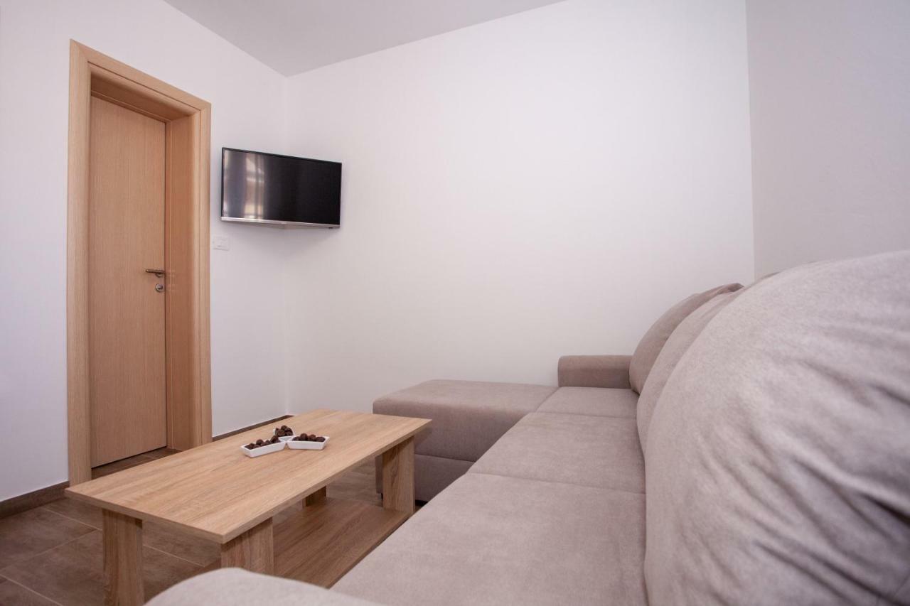 Apartments Mia 4&5 Baška Voda Zewnętrze zdjęcie